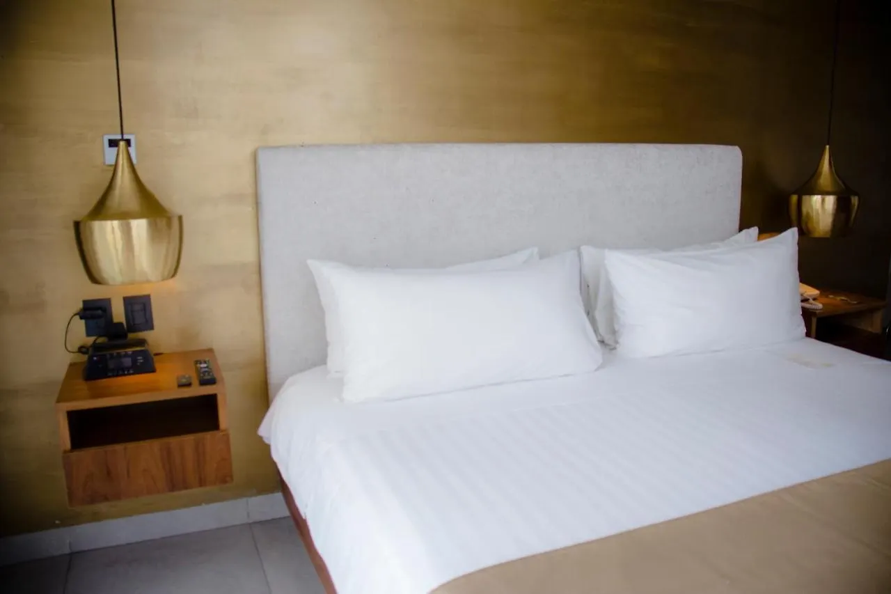 It Boutique Hotel & Restaurant بلايا ديل كارمن