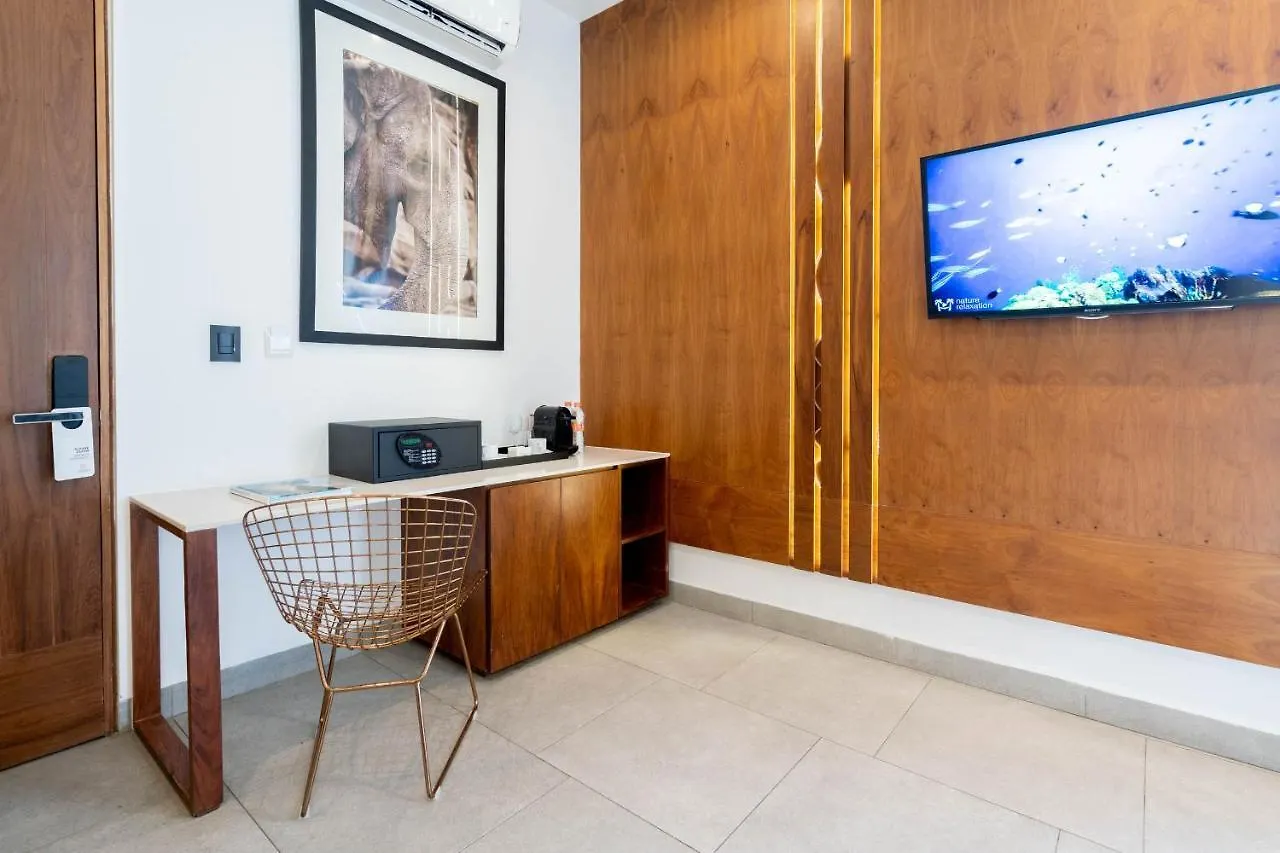 It Boutique Hotel & Restaurant بلايا ديل كارمن 5*,  المكسيك